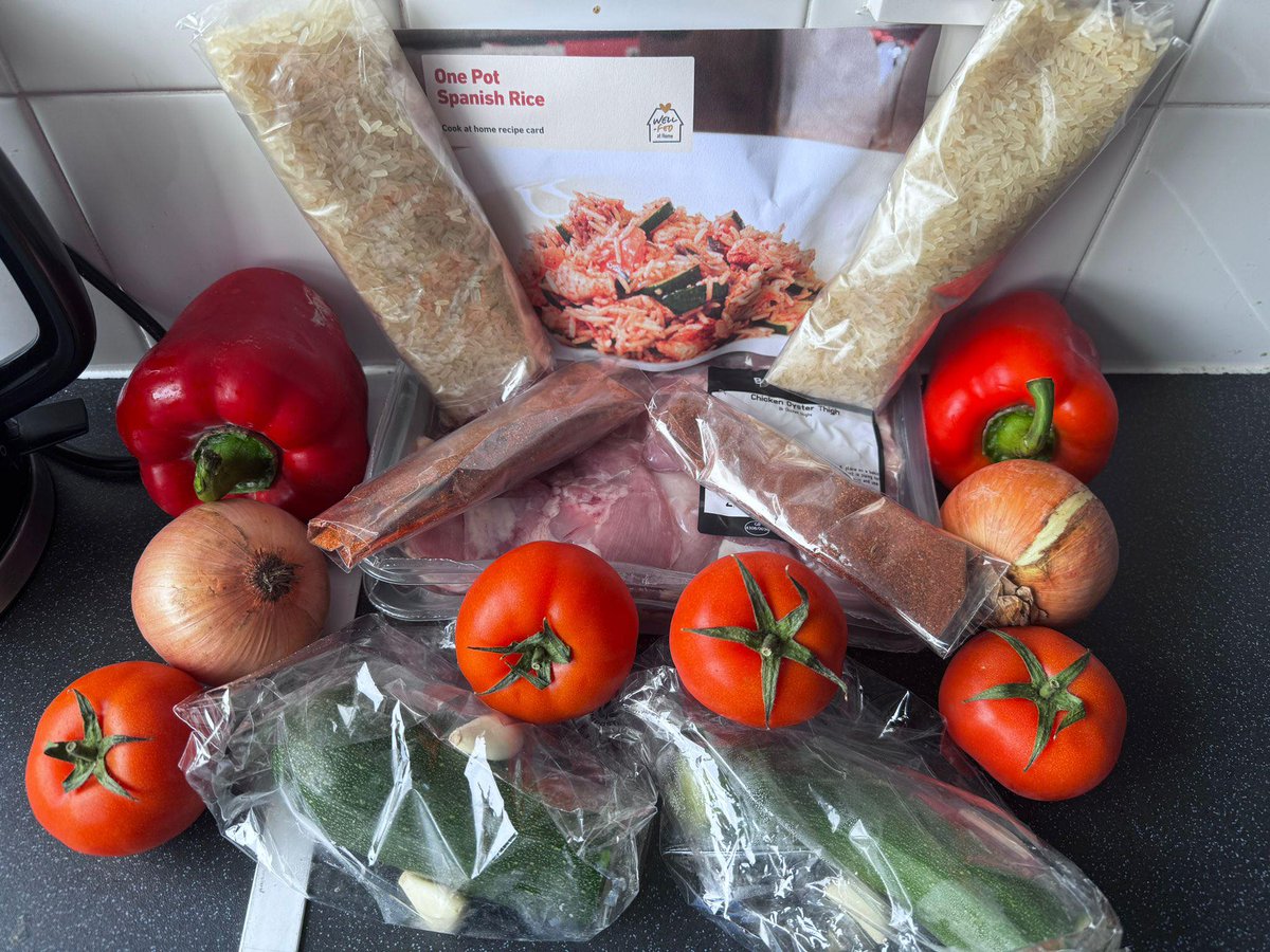 Working with @RiversideUK @RivFoundation and the residents of the Colshaw Farm estate, we are creating a good food area, one good meal at a time. See the pictures of the meals delivered just this morning, sitting in a kitchen, ready to be cooked from scratch.