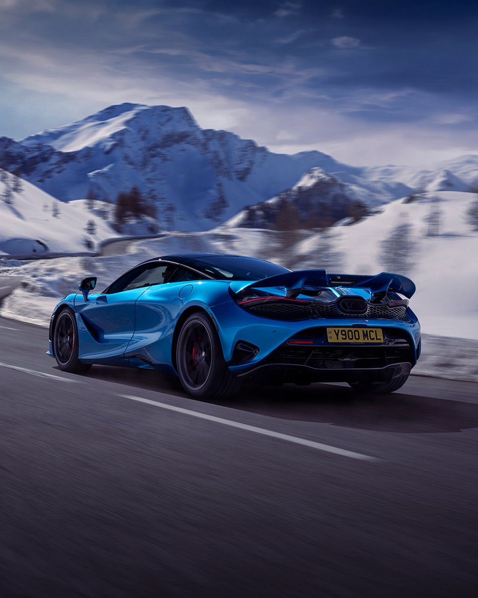 The McLaren 750S a new apex in supercars; surpassing the benchmarks set by its own forebears. Simon Billy is equally dedicated to a relentless pursuit of performance, accelerating past his father’s 1997 world record, to set the world speed record in skiing: 255km/h. #McLaren750S