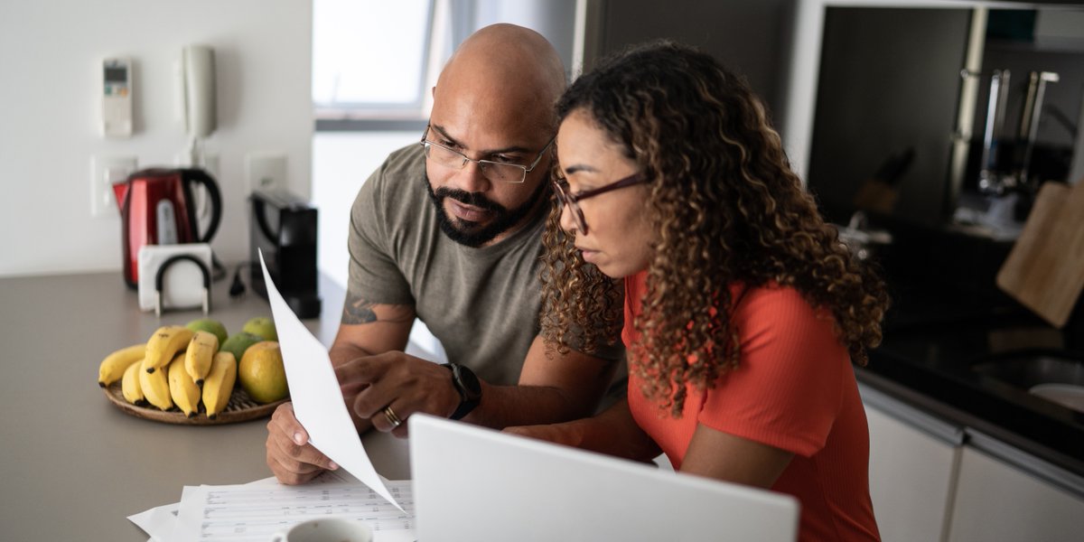 ConEdison's tweet image. If you are having trouble paying your bill, we can help you to understand our different payment options. Learn more and check eligibility through the link:  spr.ly/6016ZOB9O #billinghelp #paymentoptions