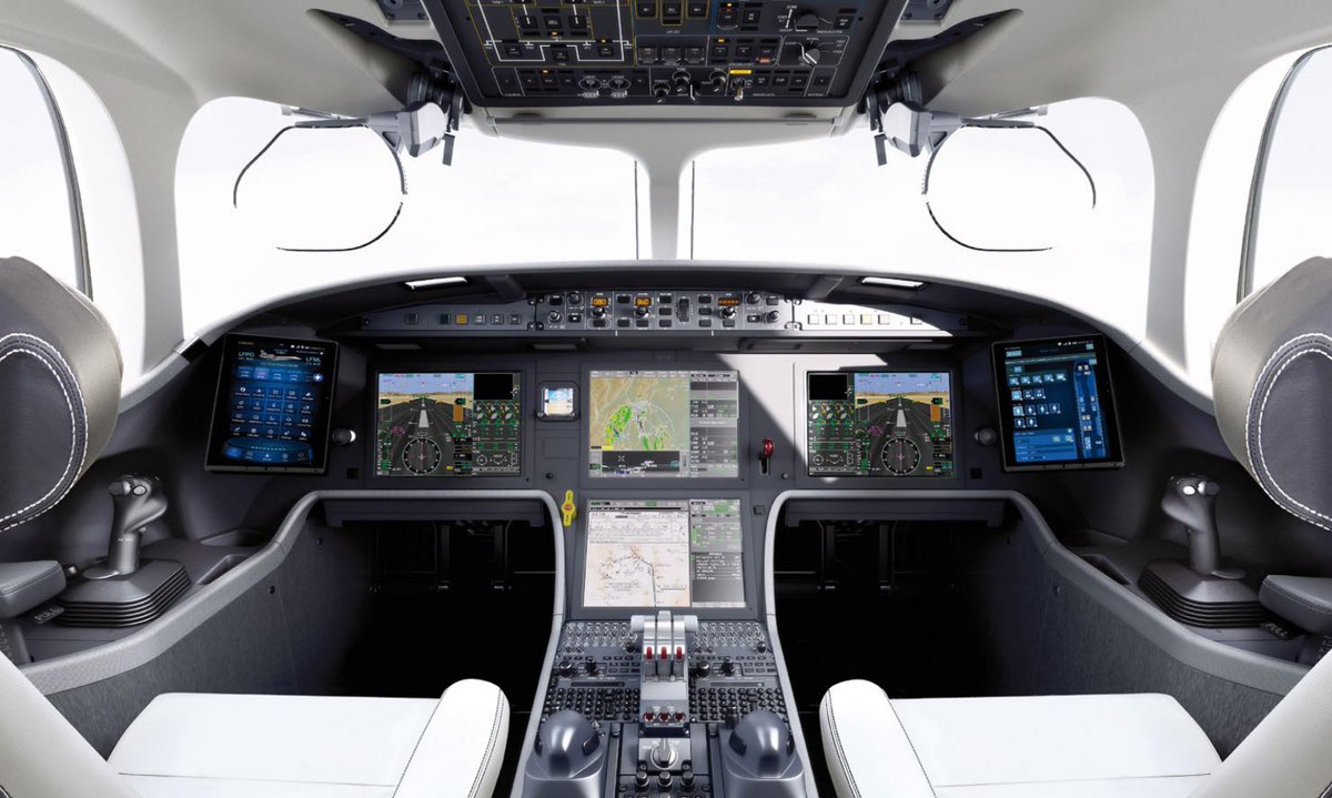 Make your cockpit smarter with an EASy IV upgrade. #Falcon7X #Falcon8X Watch: youtu.be/ZK1yaFYZMfo