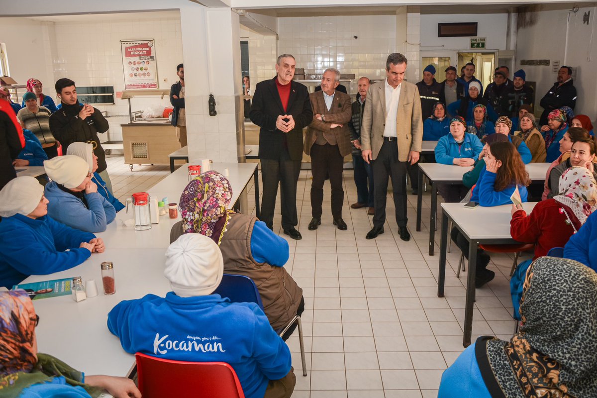 Geçmişten geleceğe tecrübemizin ışığıyla Bandırma için sahadayız. 
Hizmet kalitesini her geçen gün yükselterek sürdürülebilirliği mümkün kılarak ilerliyoruz.