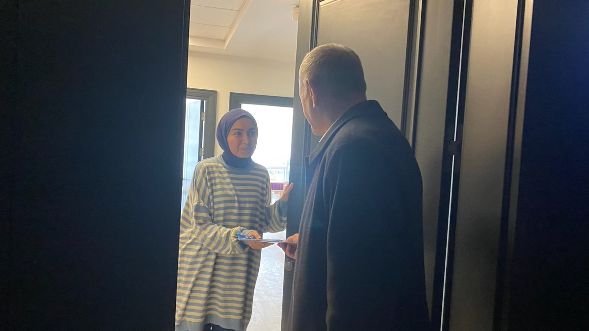 Özkan Çakar İş Merkezi'nde bulunan iş yerlerini ziyaret ettik. İş dünyasının nabzını tutarak, sorunları doğrudan dinledik ve çözüm önerilerimizi paylaştık. İşte gerçek bir değişim için adım adım ilerliyoruz.

Mehmet KELEŞ 
İYİ Parti 
Düzce Belediye Başkan Adayı

#yenidenkeleş