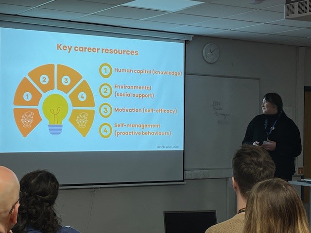 Brilliant talk today on predictors of career success for men and women by the talented Wika Malkowska! 👏<a href="/EmployablePhDer/">Wika</a>