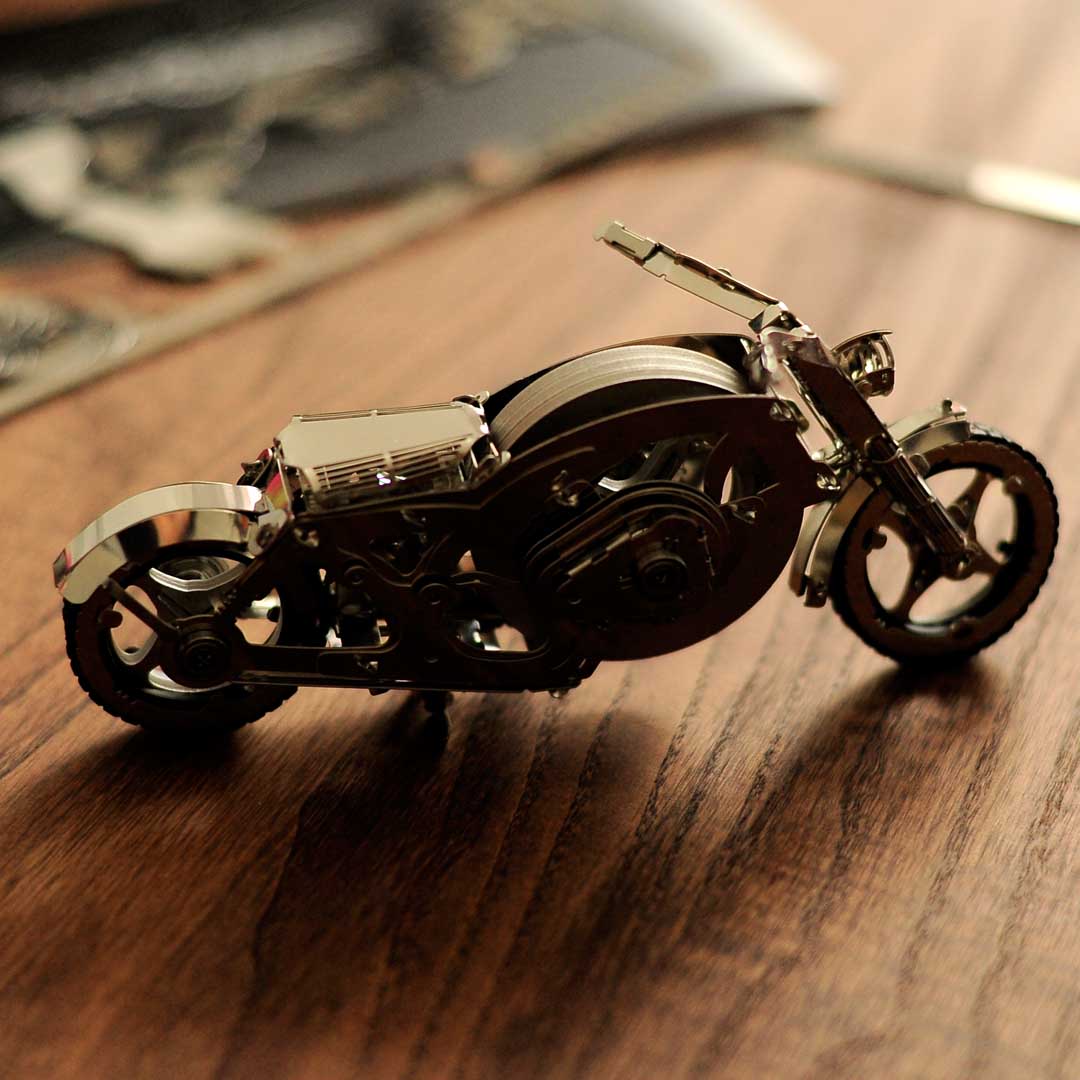 Time4machine_de's tweet image. #ChromeRider time4machine.de/products/chrom… von  @Time4machine_de  – das perfekte #Frühlingsmodell für sich selbst oder als #Geschenk! 🌼 Dieses stilvolle und innovative #Modellmotorrad ist nicht nur ein Blickfang, sondern auch ein faszinierendes Bastelprojekt #Modellbau #TimeforMachine