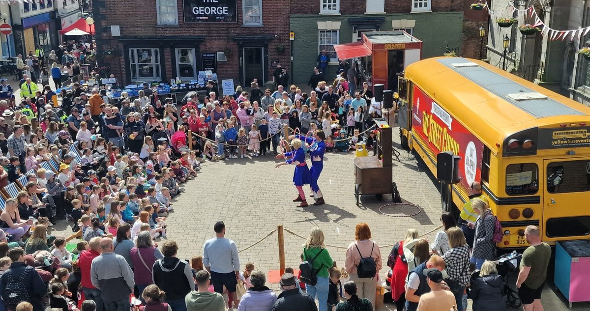 Excited to bring The Street Circus back to town! :) FREE EASTER FAMILY EVENT, absolutely bonkers fun :D, come along to Bailey Head, #Oswestry, this Saturday, 30 March 11am-4pm. ENJOY!!!