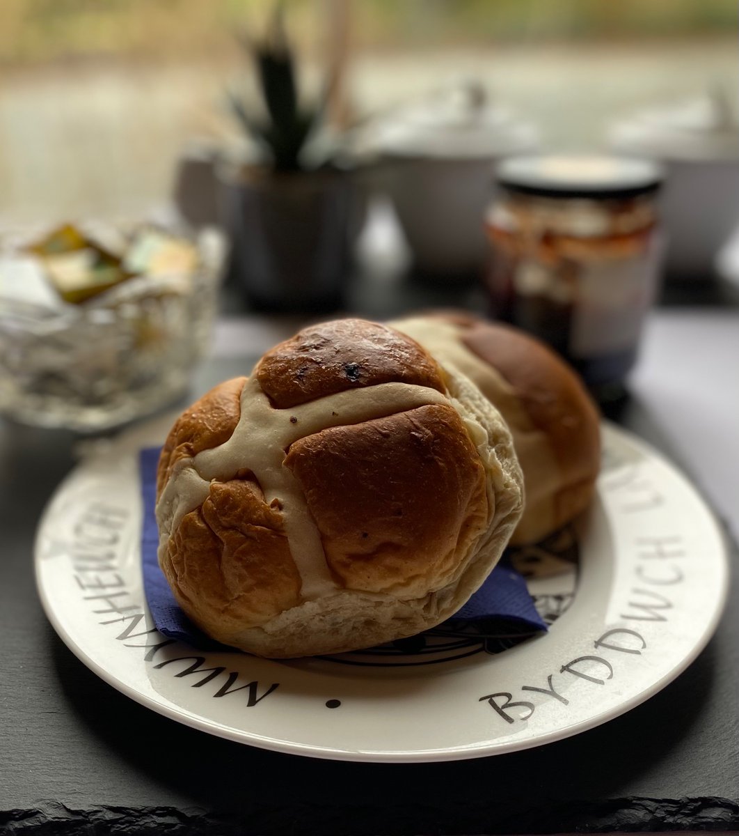 Fancy a few days away,  just the two of you? **** #EASTER , SPRINGTIME  ****
Enjoy the beautiful #nature / #natur and countryside. Croeso cynnes. Warm welcome
📍1m Betws-y-coed
#HannerTymor  #HalfTerm  #Sawdaystravel 
The Studio - Self-catering (sleeps 2): sawdays.co.uk/britain/wales/…