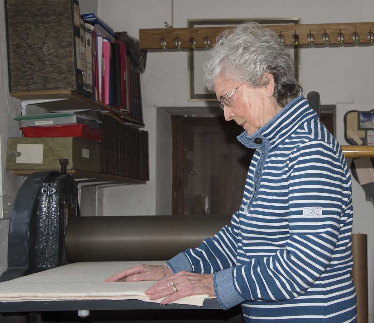 MakersWales's tweet photo. Book Maker and Guild Member Shirley Jones has donated her life's work to #CardiffUniversity - Donating 28 books made 1975 - 2016, it's the largest of its kind to the University by a living Welsh female artist and the only complete collection of her work https://t.co/2JTYjgn4WT https://t.co/0vJ9imen56