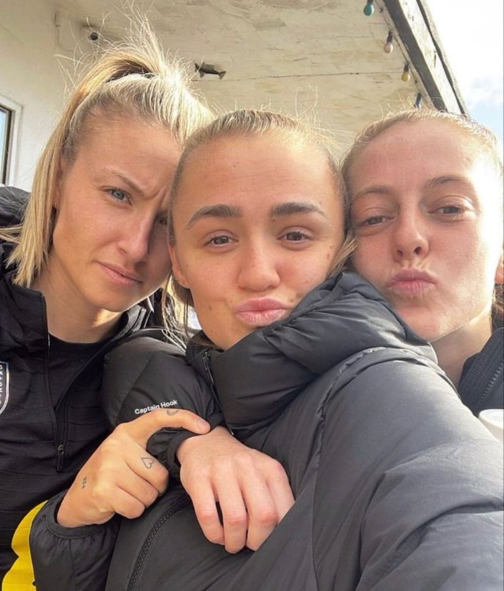 "the duo's back" and "the trio is back" things you love to see