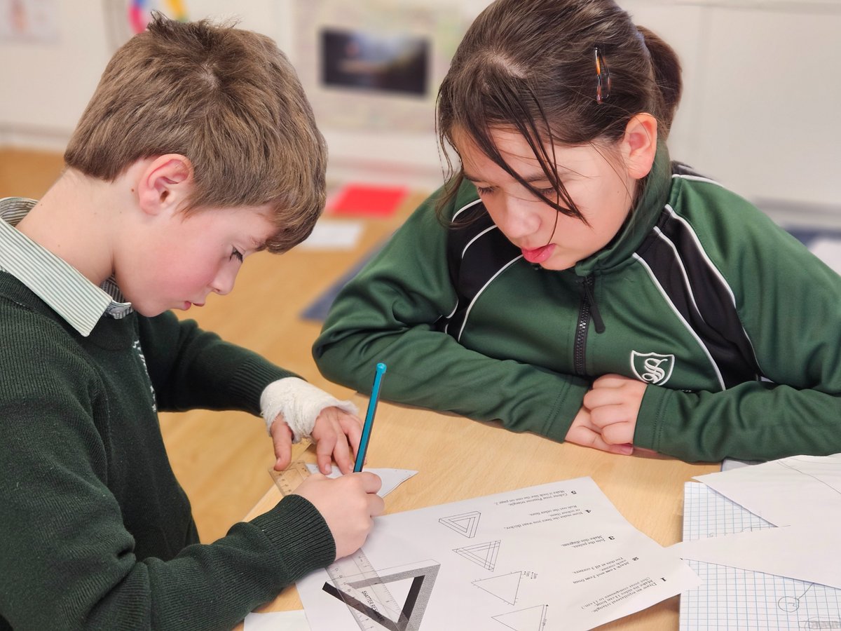 KESPreparatory's tweet image. On International Day of Mathematics we celebrated the theme, ‘Playing with Mathematics’ and our children enjoyed puzzling and playing creatively with Maths in different ways. Stroud Maths at its finest! 

#StroudMaths #MathsForKids #MathsPuzzles #internationaldayofmathematics
