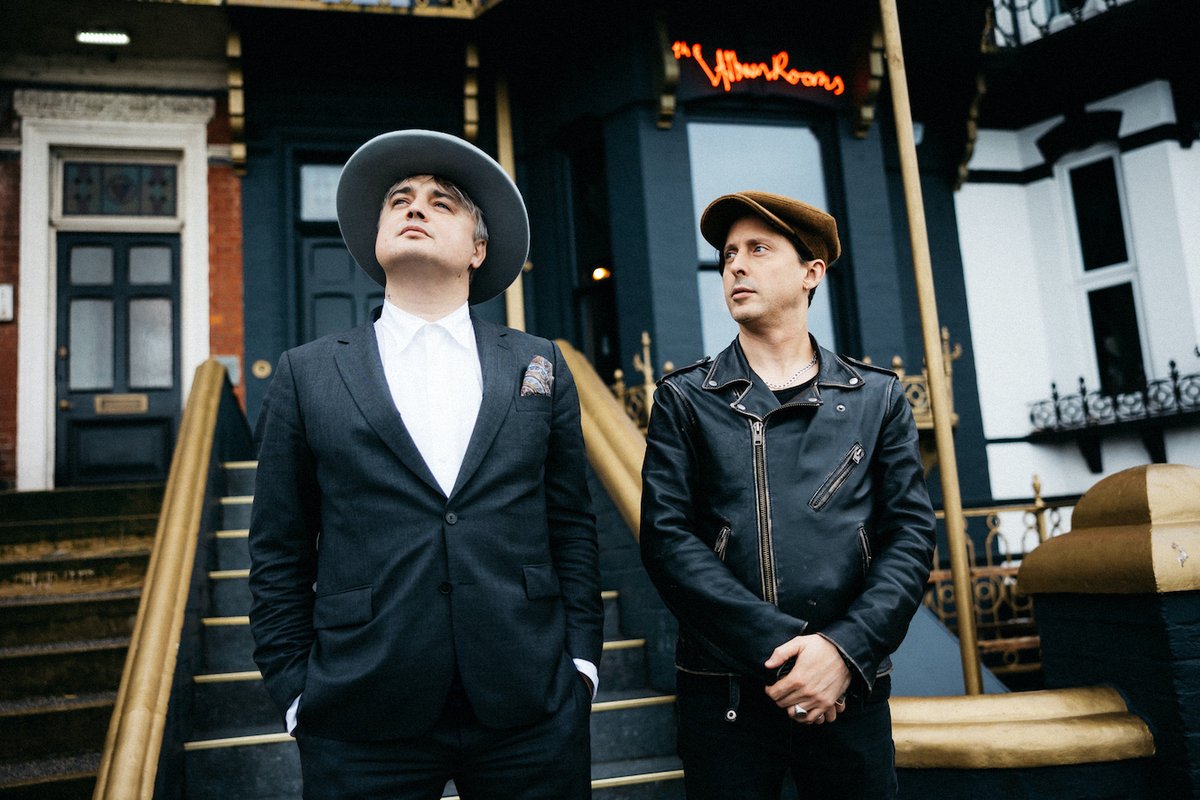 Brothers In Arms: @libertines interviewed Pete Doherty and Carl Barat reflect on their often-fraught past, and the brotherhood that bonds them. WORDS: @oi_jasmine_ clashmusic.com/features/broth…