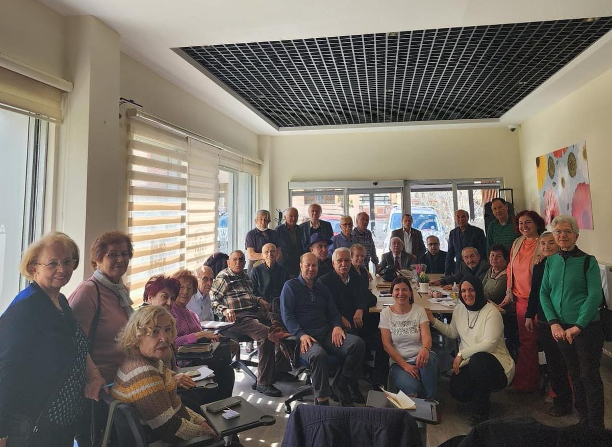 erolz9's tweet photo. @mansuryavas06 @abbbasin @ankarabbld  @YanmazOnder
@mizrakesin @OnsoySEMA  @sevginazo #Eğitim   #Ankara #yoga #Nefes #AnkaraBüyükşehirBelediyesi #AkıllıTelefon #ios #android
 #MansurYavas  💕❤️ 26.03.2024 🧿 #Salı  #ÖveçlerEtkinlikMerkezi #ÖveçlerEmeklilerEtkinlikMerkezi https://t.co/OZDgEbZ1kA