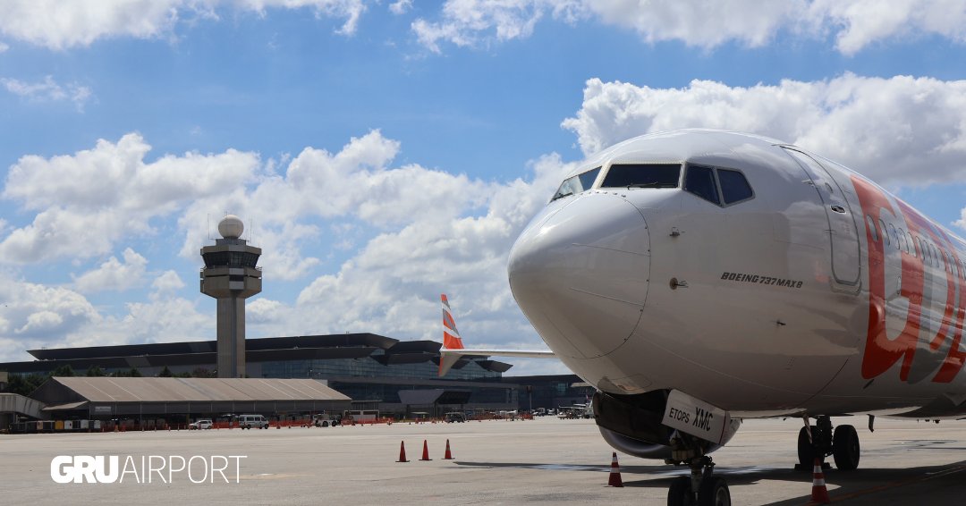 Começando o dia com esse registro de milhões! 🌞 #GRUAirport