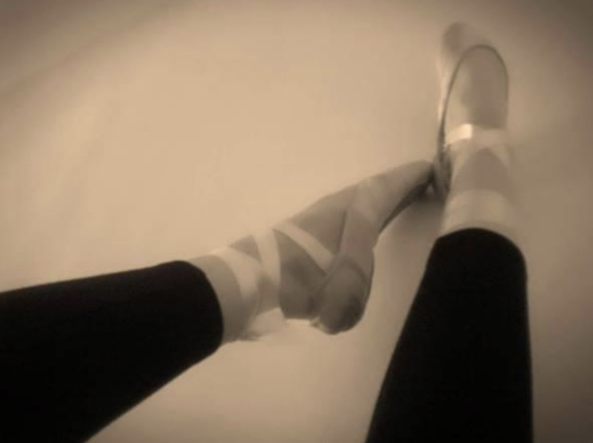 It's so good to have them back on!! #ballet #grishko #balletshoes #pointshoes #ballerina #feelinghappy #joyful #dance