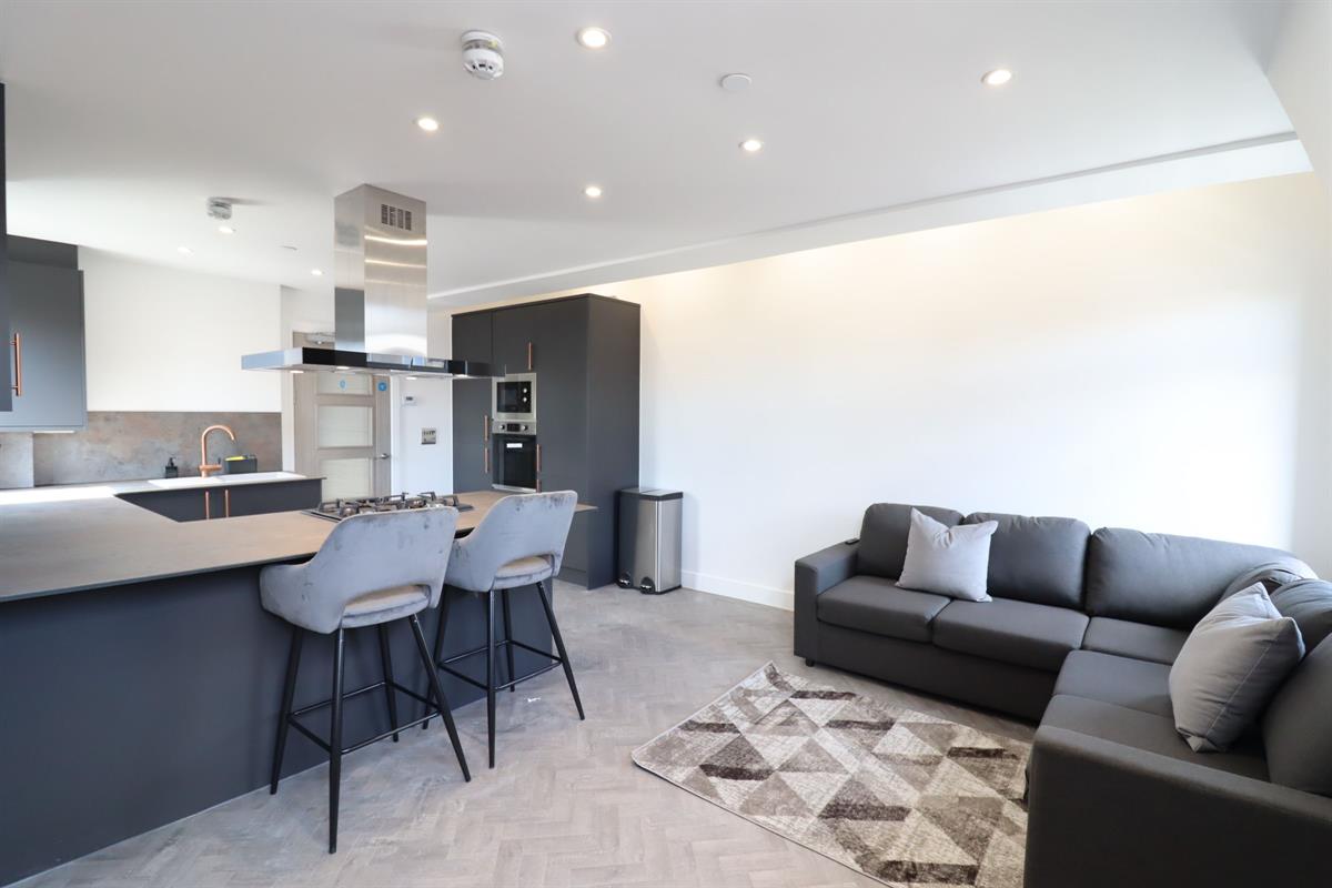 thegrayhouseltd's tweet photo. Available Now - Beautiful 1 Bed Furnished Apartment @ Bari Apartments Clare Road, Cardiff, £1,000pcm. #cardiffproperty #cardifflettings #cardiffrentals #CF11 #lettingsagent #lettingagent #rental #rentalproperty #rentalproperties #cardiff #canton #cardiffproperties #cardiffrental https://t.co/T5J34fYWh8