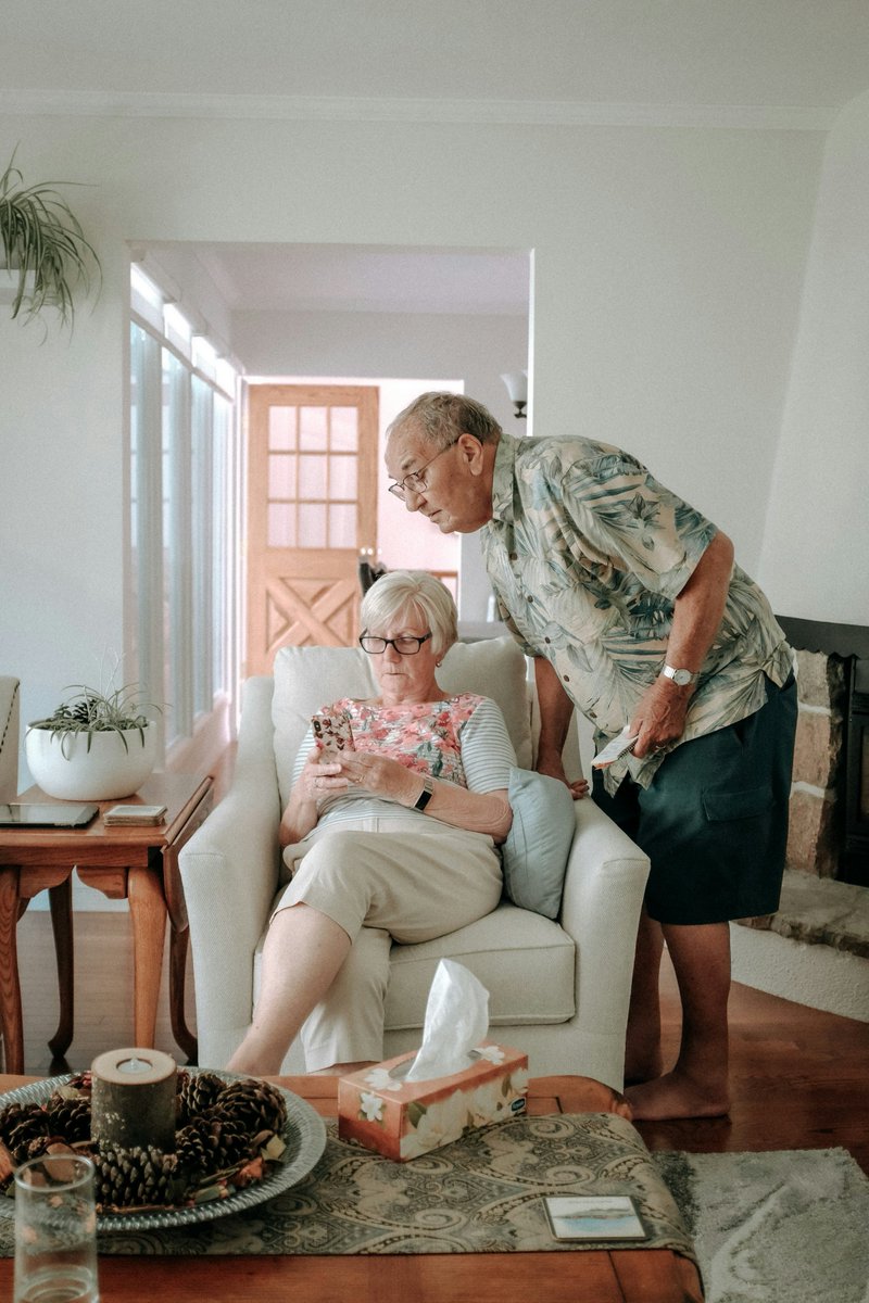 Tiedätkö, miten afaattisen ihmisen kommunikoinnin taitoja voisi arvioida ekologisesti validilla tavalla? Tai mitähän tuo käsite edes tarkoittaa? Tule 11.4 Puheen ja kielen tutkimuksen päiville kuulemaan, kun FT Asta Tuomenoksa vastaa mm. näihin kysymyksiin.puhejakieli.fi/tapahtumat/puh…