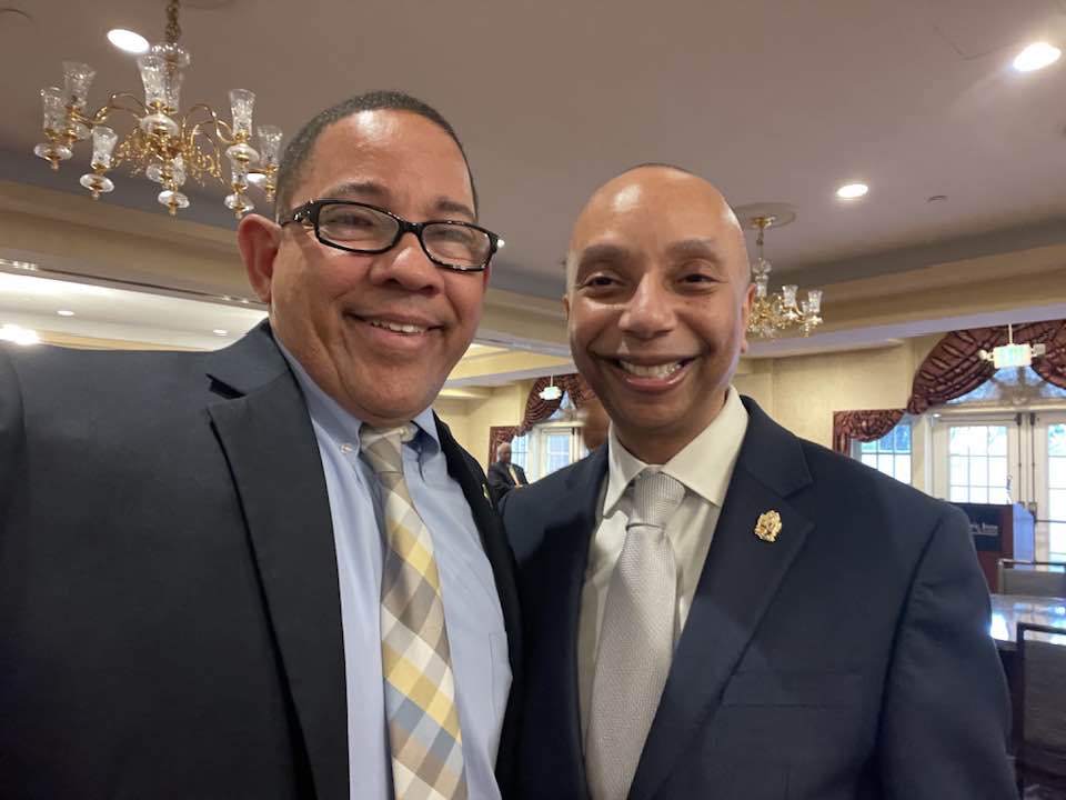 MikeJRogers4's tweet photo. Had the connect with several of my D9 brothers of Alpha Phi Alpha Fraternity Inc during their Legislative Night in Annapolis! Thank you for your advocacy on behalf of the community!
#E2C2 #IceCold
#Current Situation
@mikejrogers4 https://t.co/vYnwerknqh