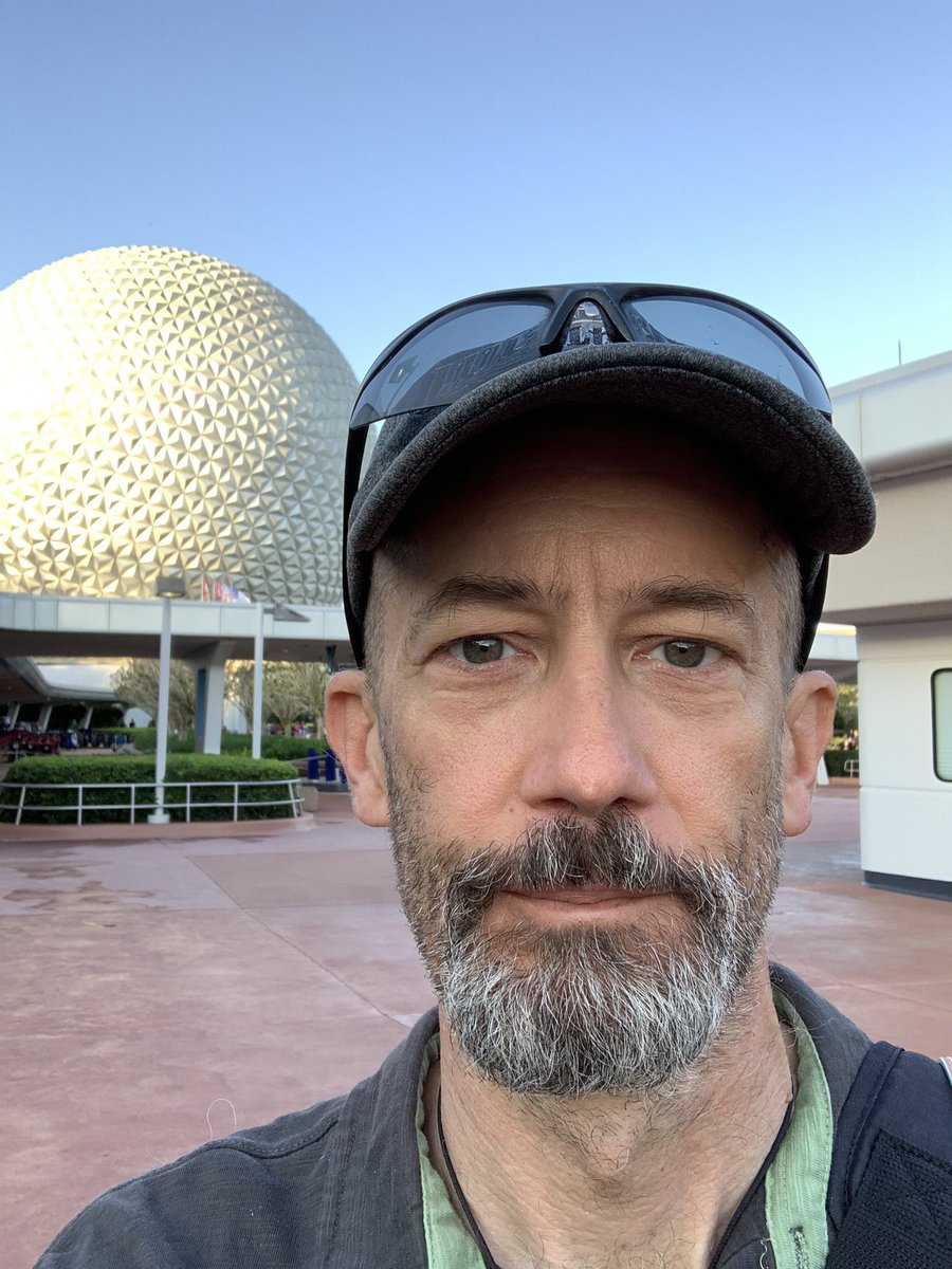 navy1990's tweet photo. Spending another day in the parks. Studios yesterday, Epcot today. #FindMatt #DisneyCastLife https://t.co/Khie0wXuBa