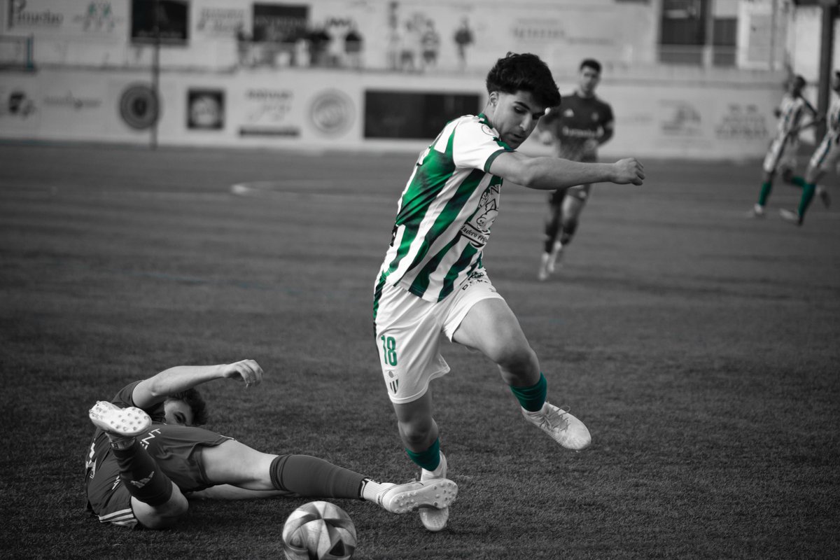 _aloonsso8's tweet photo. Insistir, persistir, resistir y nunca desistir, VAMOS GUIJU!! 💚🐷@clubdepguijuelo https://t.co/FANTaBxhMU
