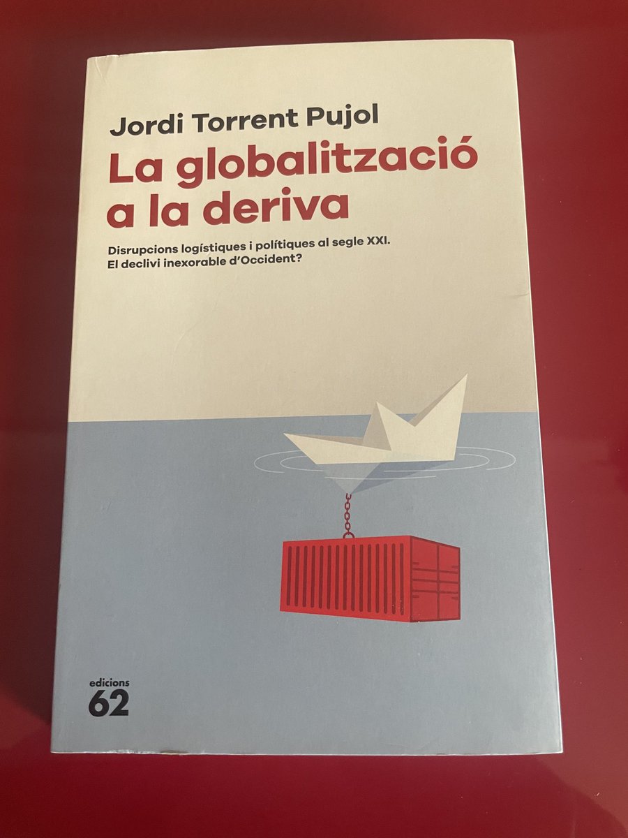 Un llibre molt recomendable de Jordi Torrent, cap d’estratègia del Port de Barcelona. Ports, estrets, contenidors i rutes en crisi, ara mateix la del canal de Suez. Mapes, mapes, mapes.