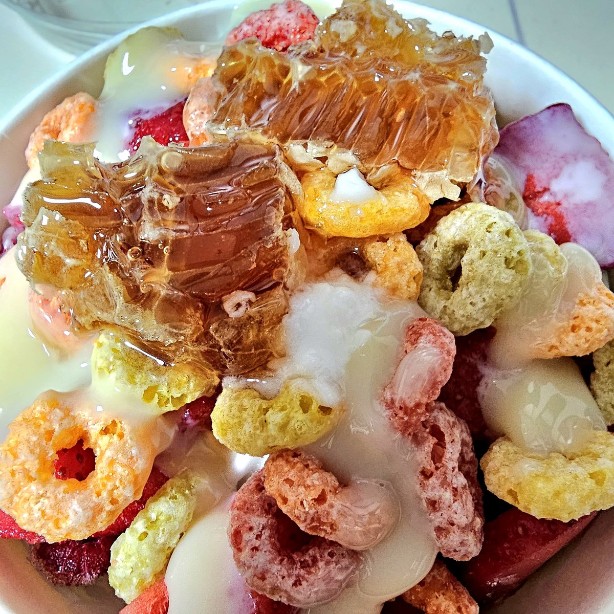 오늘 저녁
일단 당이라도 채워야 살겠다😇