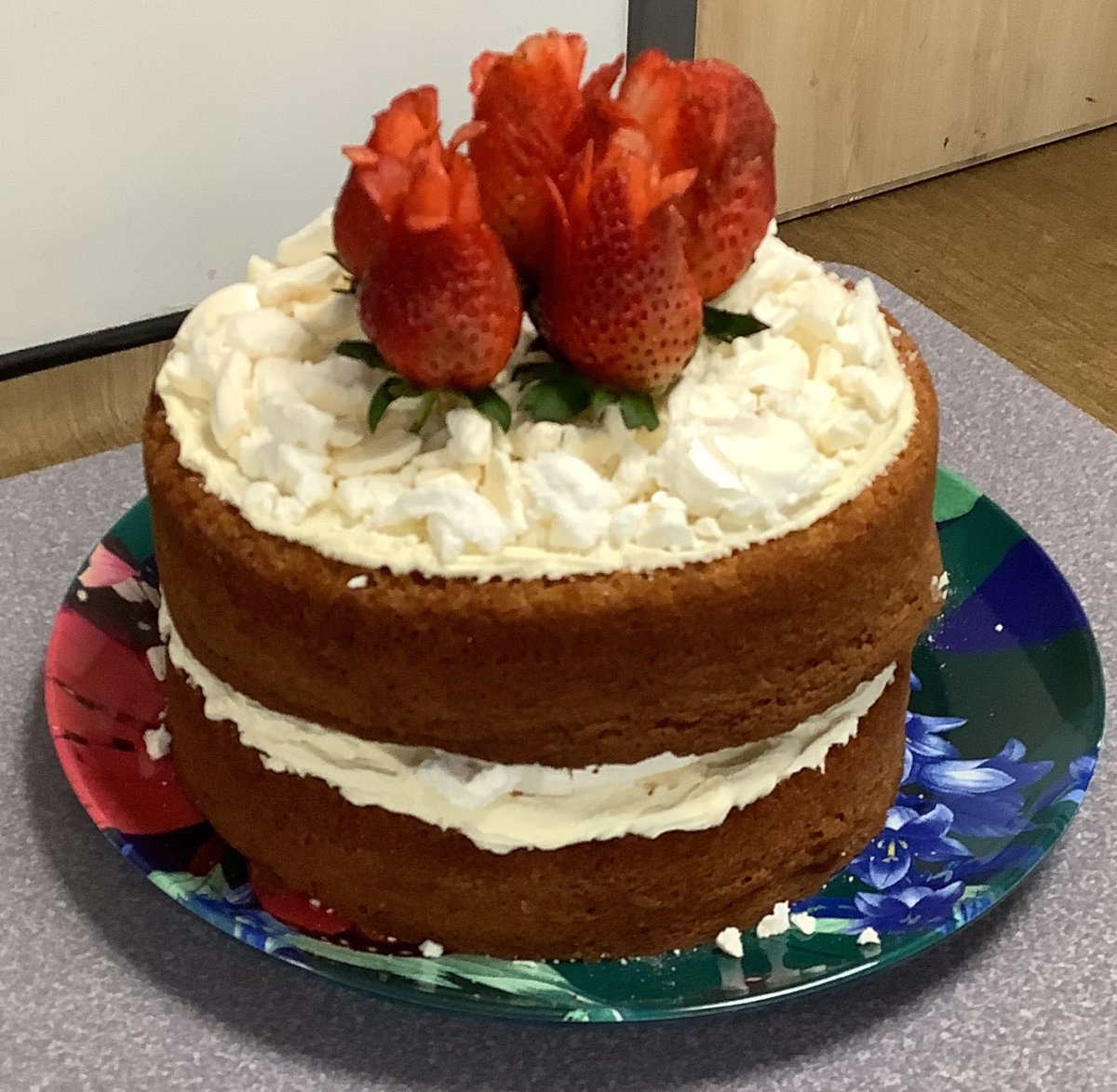 Well done and thank you to everyone who baked (and shopped) for the Great Libby Bake Off. There was an amazing selection of cakes from our very talented bakers. The winning entries were fabulous - see the photos!
Well done to P6 who raised £460 towards their trip to Benmore.