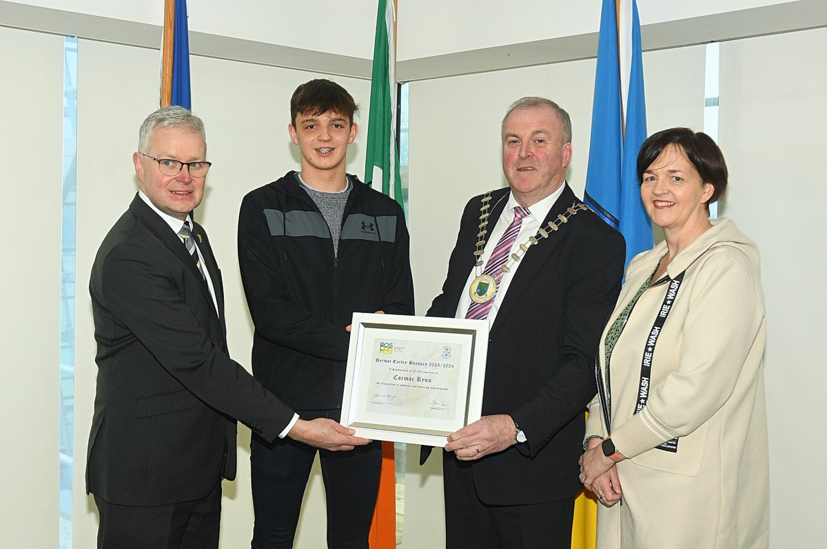 roscommoncoco's tweet photo. 📢 #Roscommon County Council has announced the winners of this year’s #DermotEarleyBursary.

🏐 Aisling Hanly from Kilteevan is a member of the Roscommon ladies football team. 

🏊 Cormac Rynn from Derreenavoggy is a member of the Trident Swim club. 

#LGFA #SwimIreland https://t.co/3MydaDbtqs