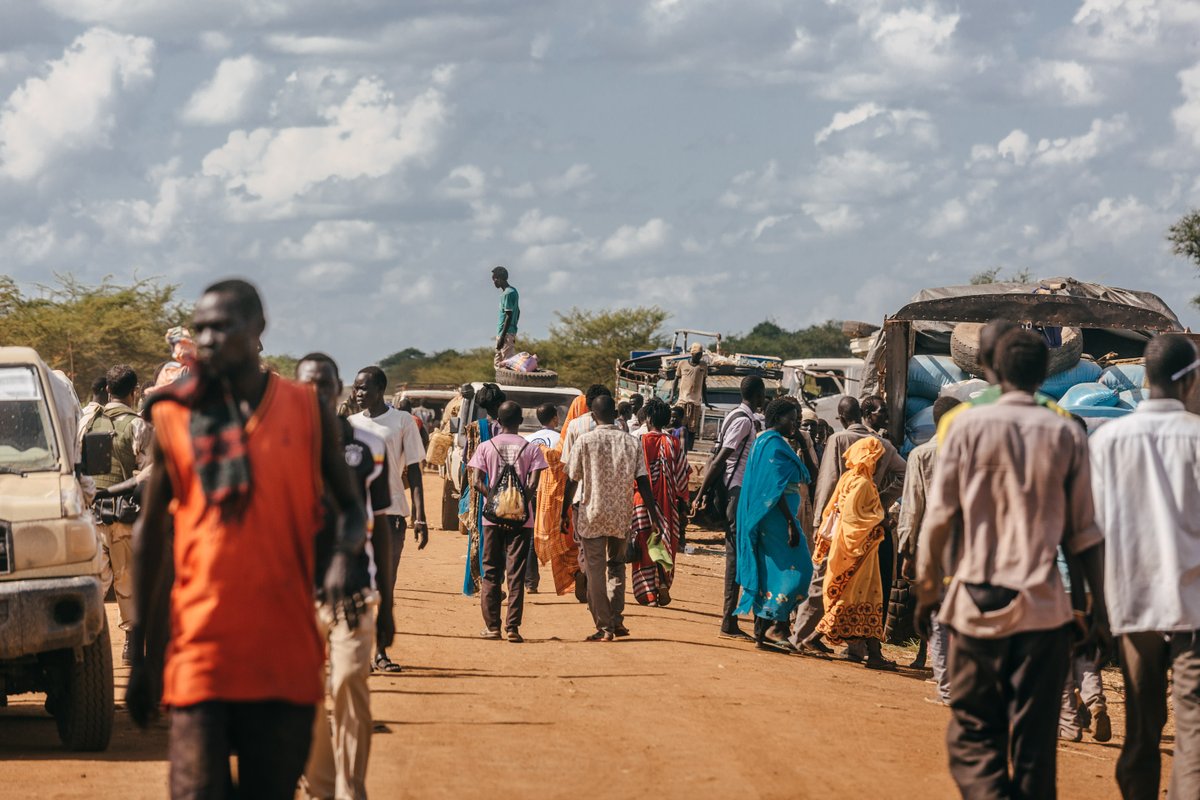 Conflict and violence remain the main drivers of displacement and movements in sub-Saharan Africa in 2022, exacerbated by increasing climate shocks and hazards, according to a report launched by IOM and @_AfricanUnion. Read more: iom.int/ZJG