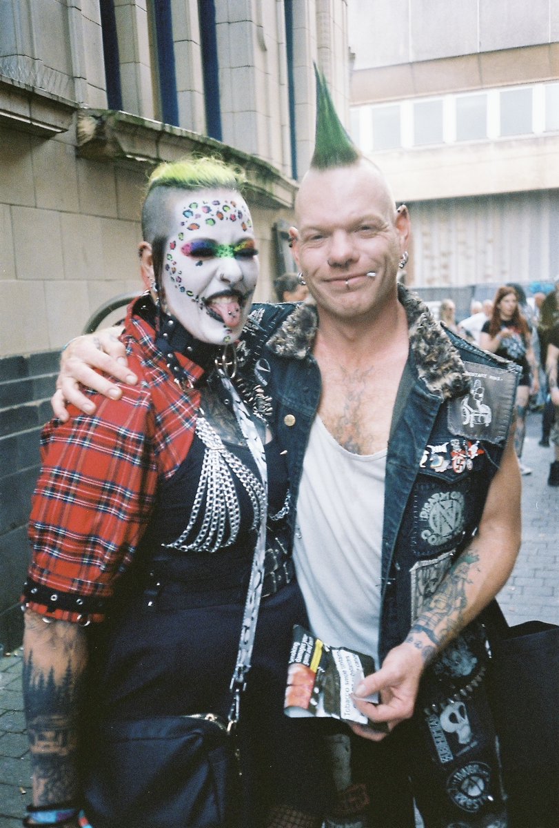 GM GM!   

Today, reject the patterns in your life that reinforce the patriarchal system. Make choices with intention. Awareness is power.  ✊

🖤🧷