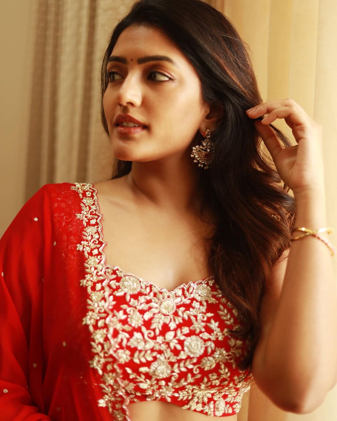 GJmK8cAaQAEDxYW?format=jpg&name=large