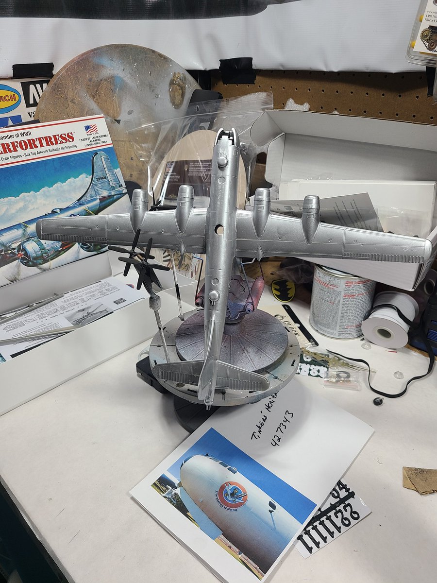 bhp99's tweet image. Metallic aluminum from a rattle can for the B29 Tinker's Heritage Base coat. Post shading the panels with a mix of Metallic Grey and black and adding the diy plastic clock numbers and clock box. #AtlantisModels #walldecor #scalemodels #clockmaker