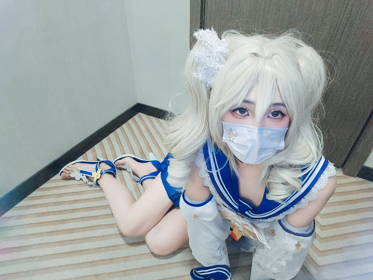 兄弟，为什么要用色眯眯的眼神看着我呢？