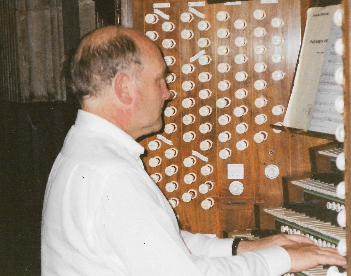 Performing this week's organ recital is Falmouth-based, Michael Hoeg. 📆 Thursday 28 March ⏰ 13:10 - 13:50 No charge for entry and donations are welcomed. This recital will be live-streamed. You can find more information on the event page. buff.ly/49aWDgs
