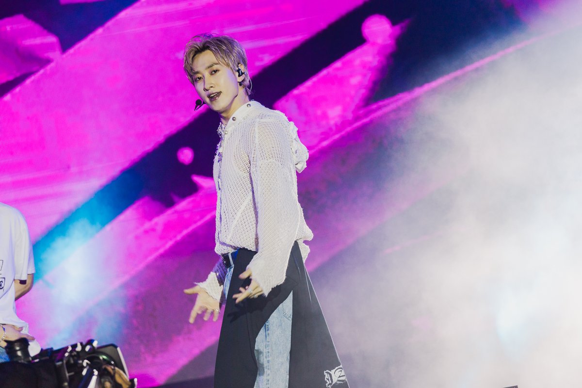 CswMusic's tweet photo. Super Junior D&amp;E @ 2024SakuraFestival🌸 

更新幾張個人大圖

#SUPERJUNIOR_DNE 
#SUPERJUNIOR 
#LivePhoto
#2024SakuraFestival
#FestivalPhotography https://t.co/VVSiKAEPkM