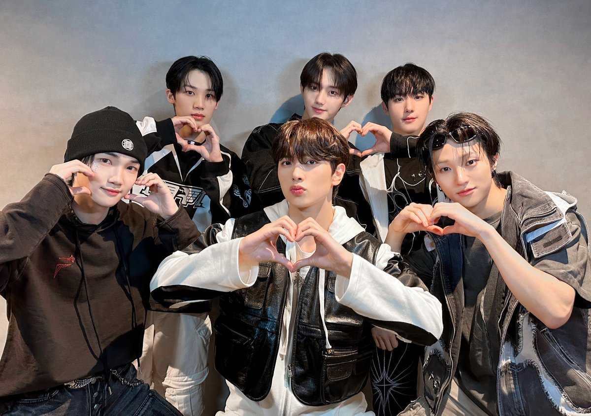[📸]

IDOL RADIO LIVE IN YOKOHAMA 
고트하게 무대 완료💜

응원해 주신 BOAT! 감사합니다
皆さん、また会いましょう🚤

#ATBO #에이티비오
#IDOLRADIOLIVE #아이돌라디오