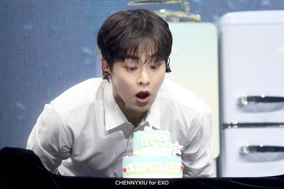 Happy Birthday Kim Minseok!!! May all your wishes come true and we look forward to seeing all that you have prepared for this year 🥰 #시우민 #XIUMIN #HAPPYXIUMINDAY #326배_더사랑받을_시우민의_생일날
