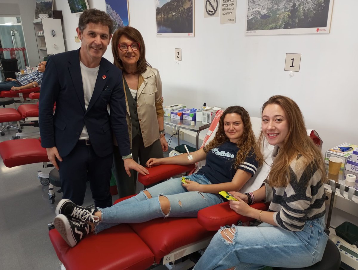 😋Desde hoy, nuevo obsequio para los donantes en el Banco de Sangre: una bolsita de frutos secos de <a href="/MartinMartin_es/">Martín Martín</a>
💚Gracias a esta firma aragonesa por ayudarnos en la promoción de hábitos saludades.
❤️Os esperamos antes o después de Semana Santa con vuestra donación.