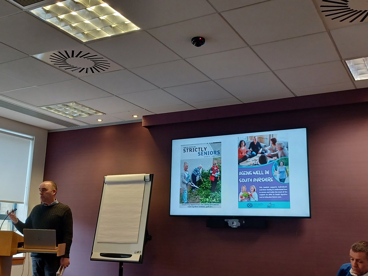 Steve Kelly HSCP @southayrshire spoke of the importance of publications with #AgeFriendlyCommunities project helped with #socialisolation @Scotopa @Ageing_Better