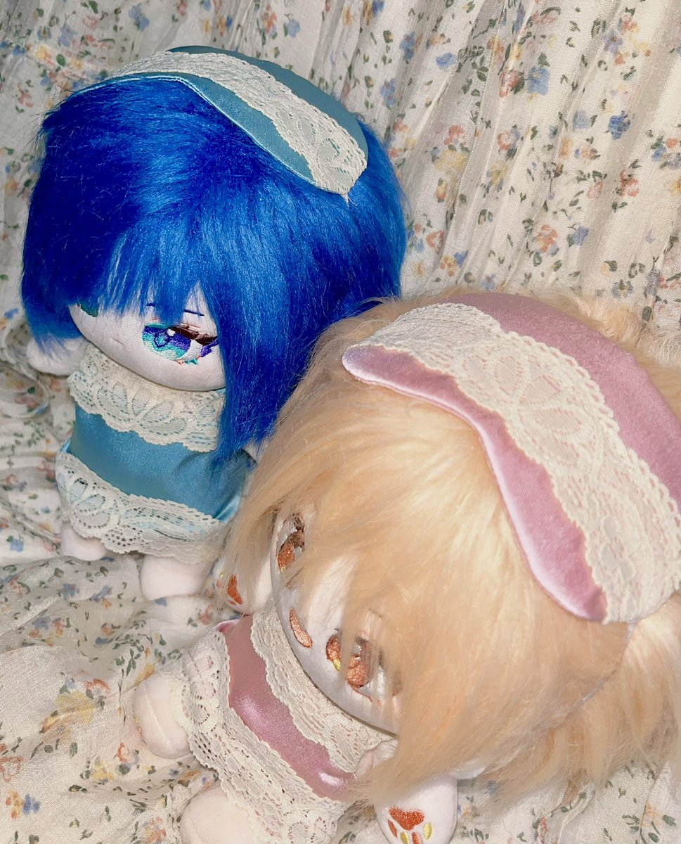 bubuatelier's tweet photo. {RT &amp; Like are appreciated}

♡ Made by Bubu ♡
20cm doll clothes  
"Good Night Bubu" 🌃

IDR 85.000/set (dress &amp; eye mask)
Available in Blue, Pink, Purple, &amp; Green
Bisa request warna (chat dulu yaa)
Close PO: 28 April 2024 
est. produksi 14 hari

link 🍊 below
#warungdoll https://t.co/rcdqC5Qqab