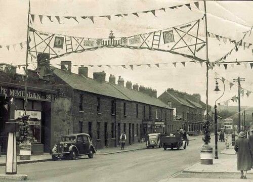 Ffeirste's tweet image. Ballyhackamore ~ Baile an Chacamair ‘townland of the slob land or mud flat’

Ballyhackamore appears on one of Raven’s maps c.1625, but the townland seems to have been referred to in the Earldom of Ulster as early as 1333, as Kakebertoun. #Placenames #Logainm