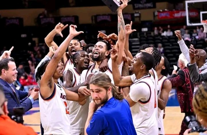 LANGSTON TO PLAY CHAMPIONSHIP: The Langston University men’s basketball team is heading to the NAIA Championships! The Lions beat defending NAIA champions College of Idaho tonight 58-52 in a come from behind victory. The championship game is Tuesday night. Go Lions!🦁