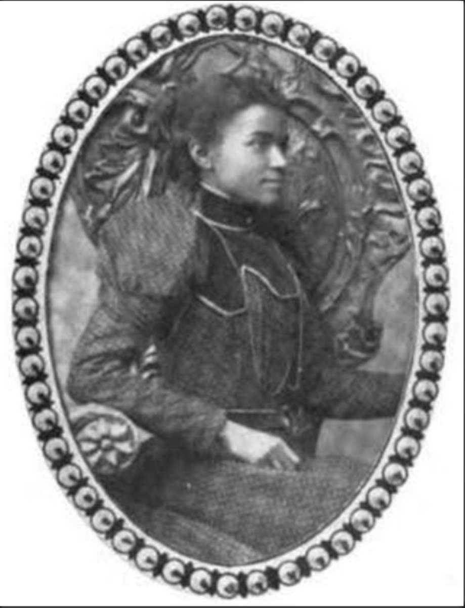 Dr. Julia Hughes opened her own pharmacy in Philly in 1899. She established the newspaper The Weekly Sun with T. Thomas Fortune in DC in 1914. In 1919 she moved to Harlem where she continued her successful hair care business &amp; became politically active in the NAACP &amp; other orgs.