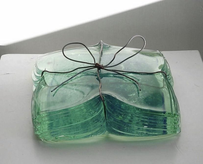 scott_kerr's tweet photo. Glass sculpture by Hennie Elzinga https://t.co/dmawhn08jt