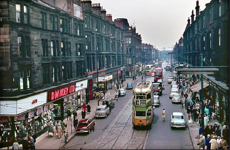 Dumbarton Rd. from the bridge at Hayburn St. #Glasgow 1961.
(Derek Phillips)