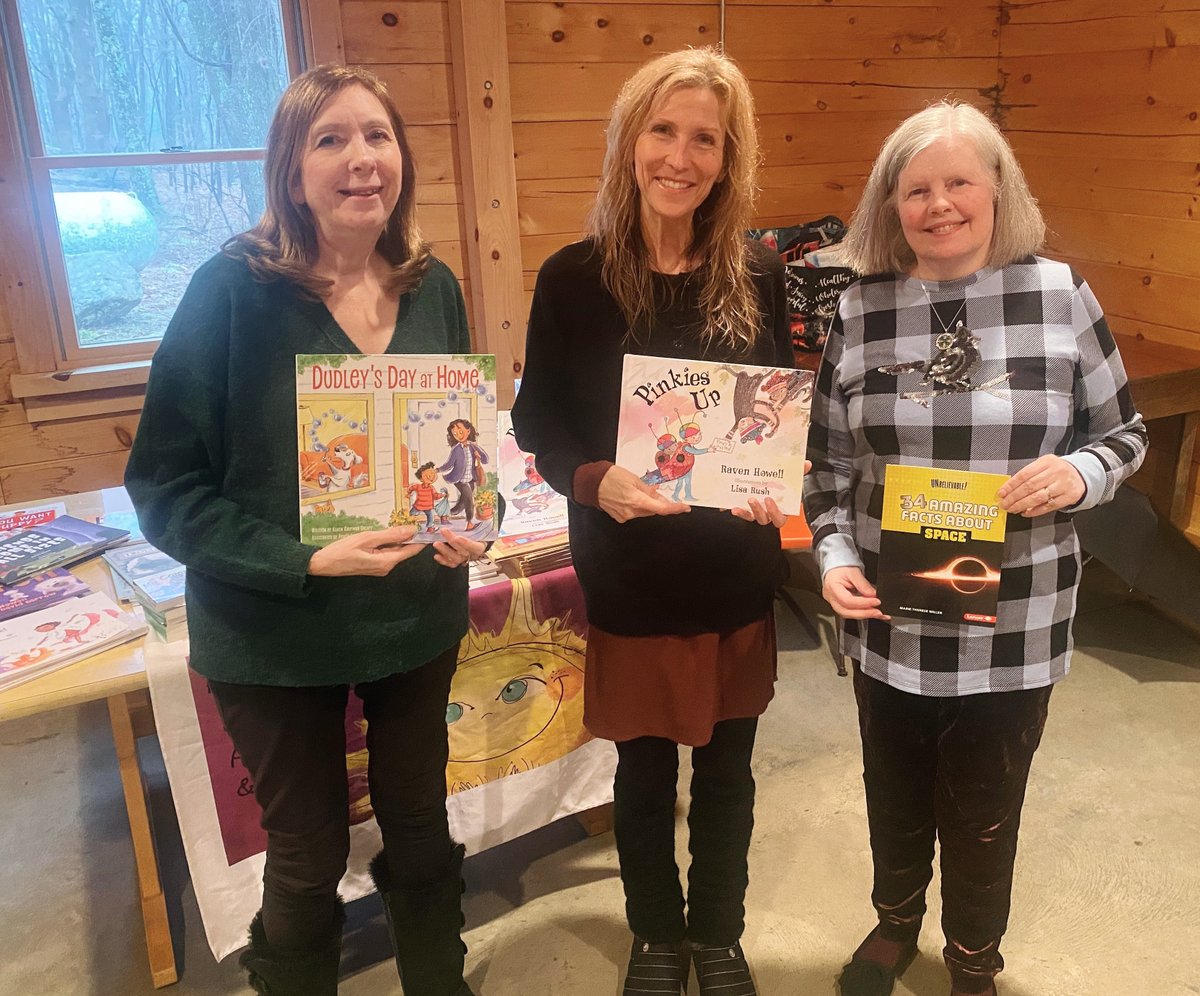 atpearthkeeper's tweet photo. Book signing at the Maple Festival with my talented fellow authors, Karen Kaufman Orloff &amp; Marie-Therese Miller.
#sugarmaplefestival #fishkillny #childrensauthors #picturebooks #childrensliterature #booksigning #kidsbooks #hudsonvalley #writerslife https://t.co/1sneC4tJlx