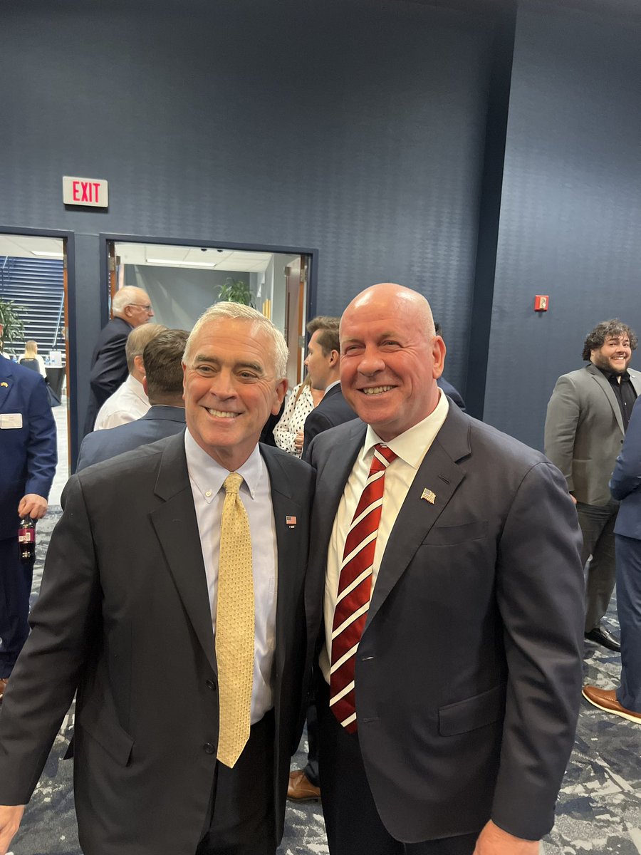 davetaylorOH's tweet photo. It was great to be with and speak to the Hamilton County Republican party at their Lincoln-Reagan Dinner. 

I would like to thank Orlando Sonza for inviting Charity and I to sit with him and his wife, Jessica, last night. https://t.co/lzO8XERN5G