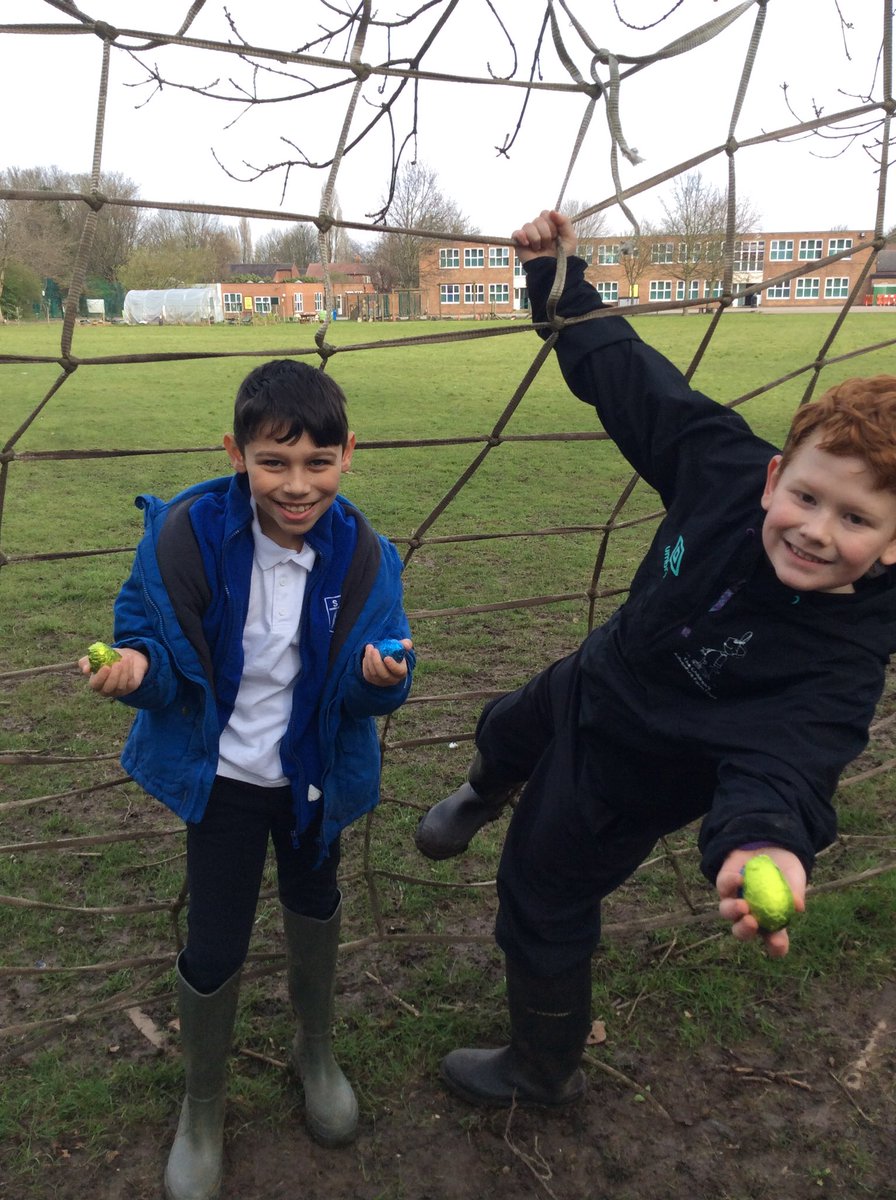 A fantastic last session @stanthonysm22 forest school with Mrs Lindsey. We went on an Easter egg hunt and enjoyed roasting marshmallows by the fire. We understand some basic fire safety and the importance of the respect position when near the fire 🔥