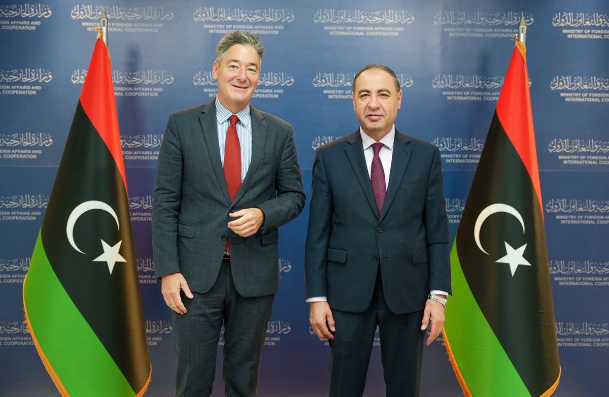 نقاش مثمر مع القائم بأعمال وزير الخارجية السيد الطاهر الباعور، حول التحديات التي تواجه #ليبيا 🇱🇾 وضرورة تحقيق الوحدة الوطنية والحصول على الدعم البناء من المجتمع الدولي. نحن نتطلع إلى تعزيز التعاون بين ليبيا وألمانيا 🇱🇾🇩🇪.