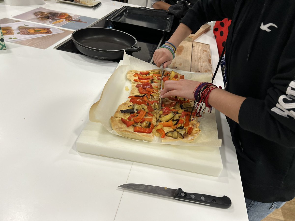 JonathanMorano's tweet photo. Learning to cook traditional Catalonian food at Caprabo https://t.co/n4yWdF41az