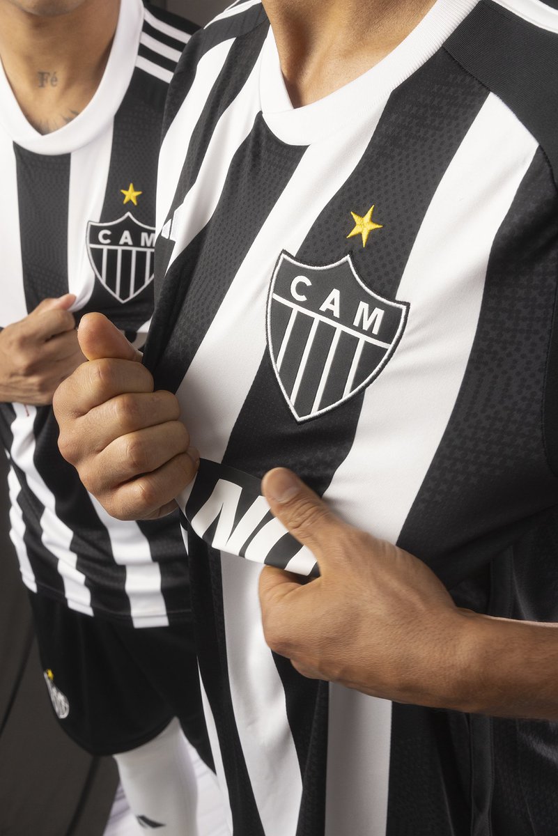 Inovação que está no DNA! 🧬🐔 ​ A nova armadura do Galo reflete nossa história de pioneirismo e já está disponível no adidas app ou diretamente em adidas.com.br/atletico_minei… ​ #adidasFootball