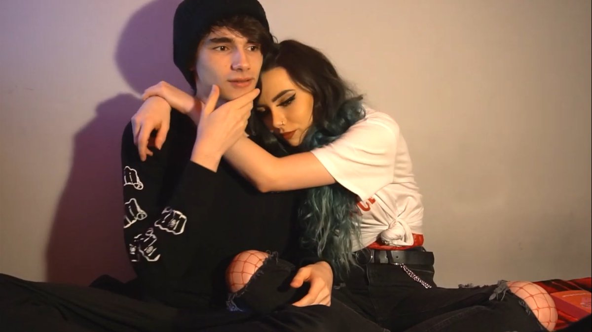 lele🌙 tweet media